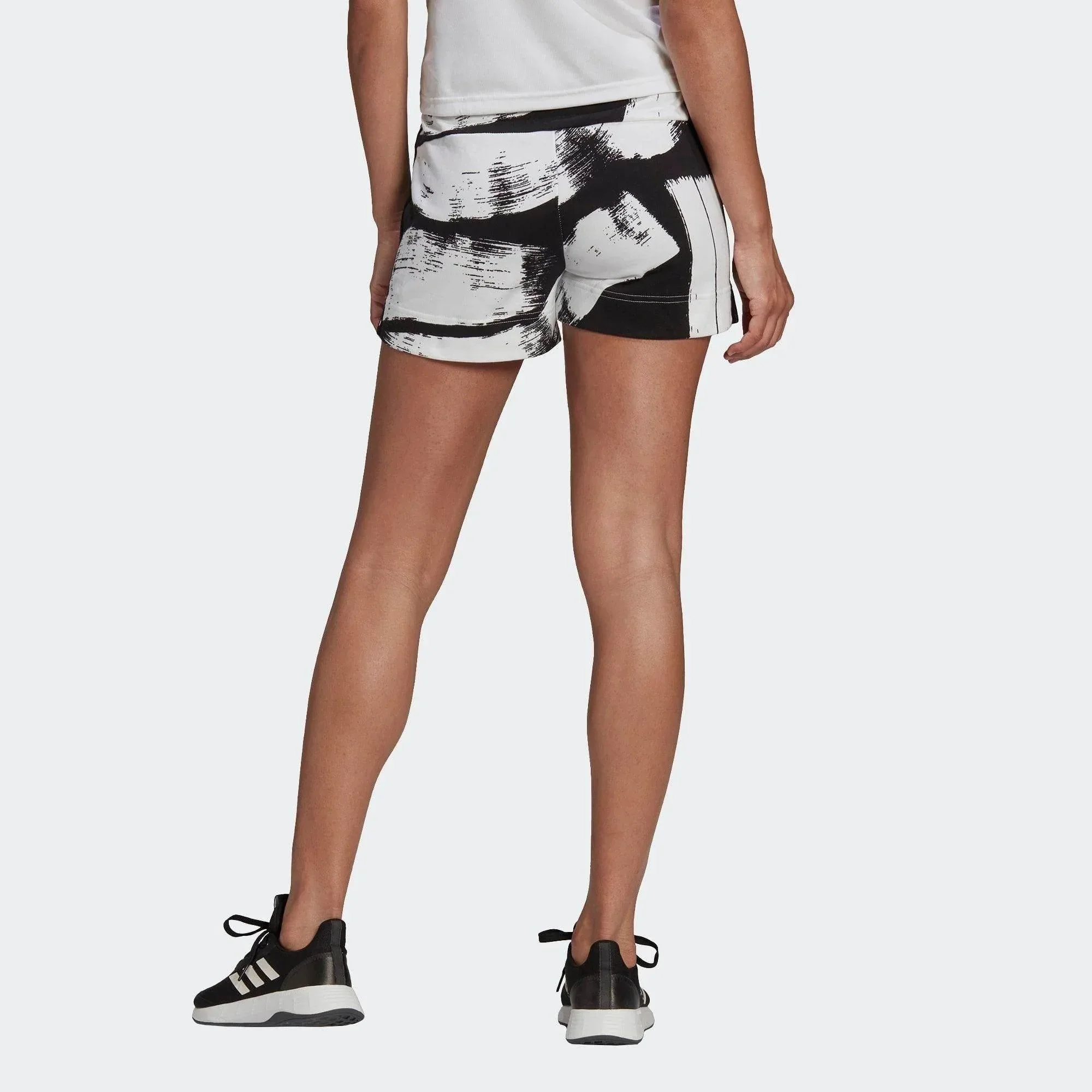 מכנס אדידס קצר לנשים Adidas AOP SHO HD9321 - Image 2