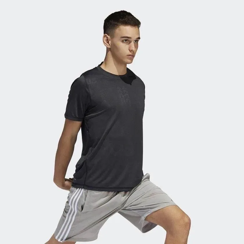 חולצת אדידס לגברים Adidas DAILY PRESS TEE DZ7366 - Image 3