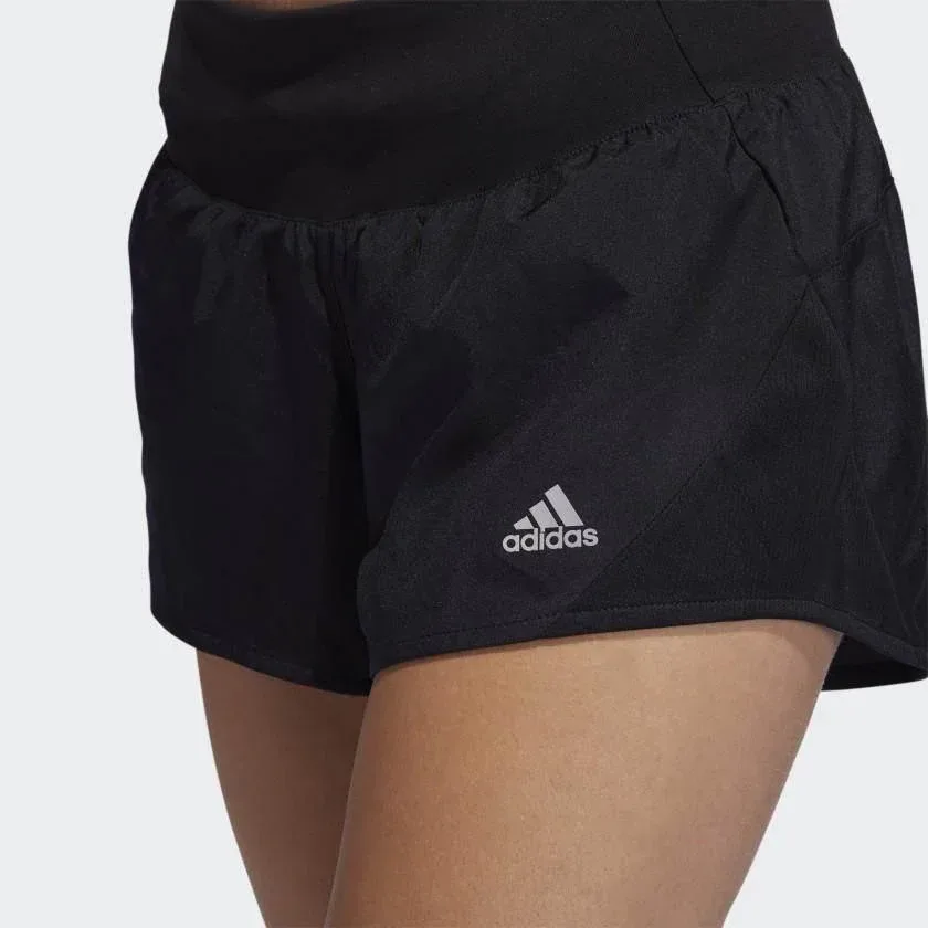 מכנס אדידס קצר לנשים Adidas RUN IT SHORT 3S FP7537 - Image 7