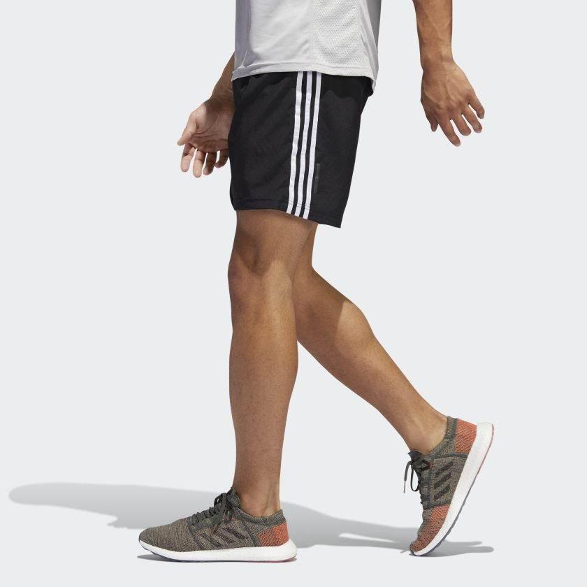 מכנס אדידס קצר לגבר 5 אינץ Adidas RUN IT SHORT 3S DW5997 - Image 2