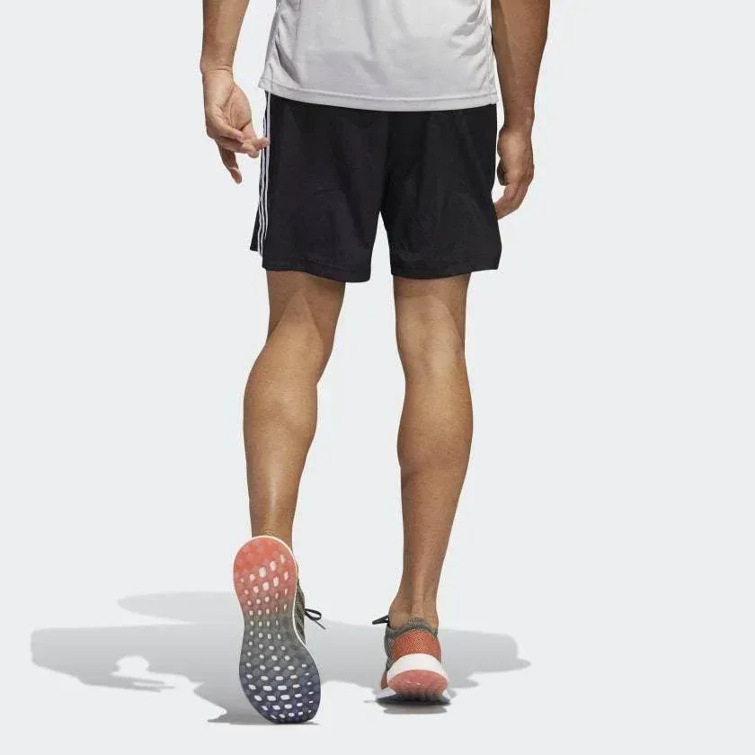 מכנס אדידס קצר לגבר 5 אינץ Adidas RUN IT SHORT 3S DW5997 - Image 4