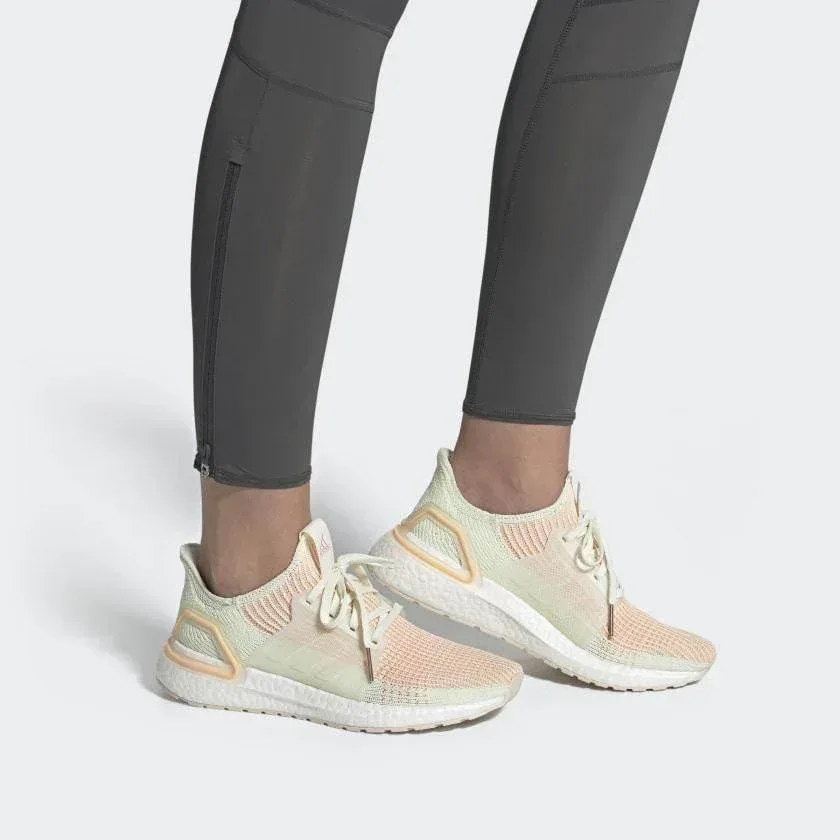נעלי אדידס אולטרה בוסט 19 לנשים Adidas ULTRABOOST 19 W F34073 - Image 2