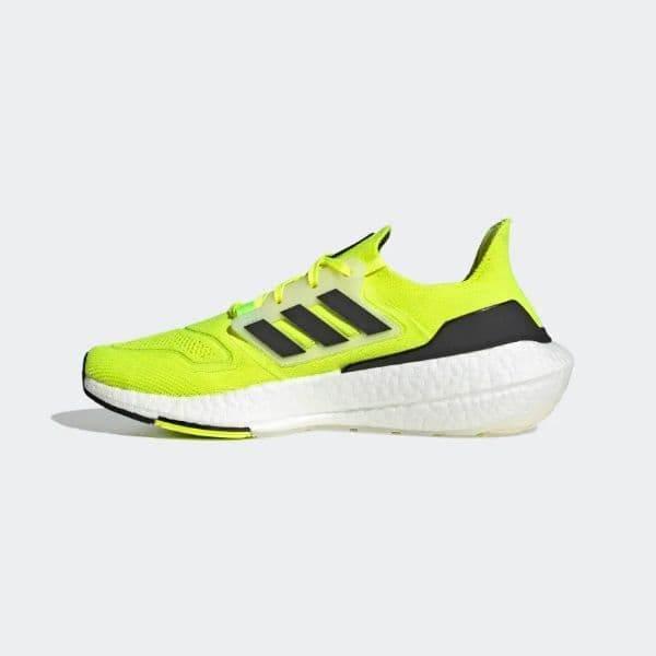 נעלי אדידס אולטרה בוסט 22 לגברים Adidas ULTRABOOST 22 FTW GX6639 - Image 3