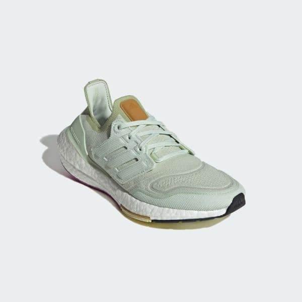 נעלי אדידס אולטרה בוסט 22 לנשים Adidas ULTRABOOST 22 FTW GX9162 - Image 3