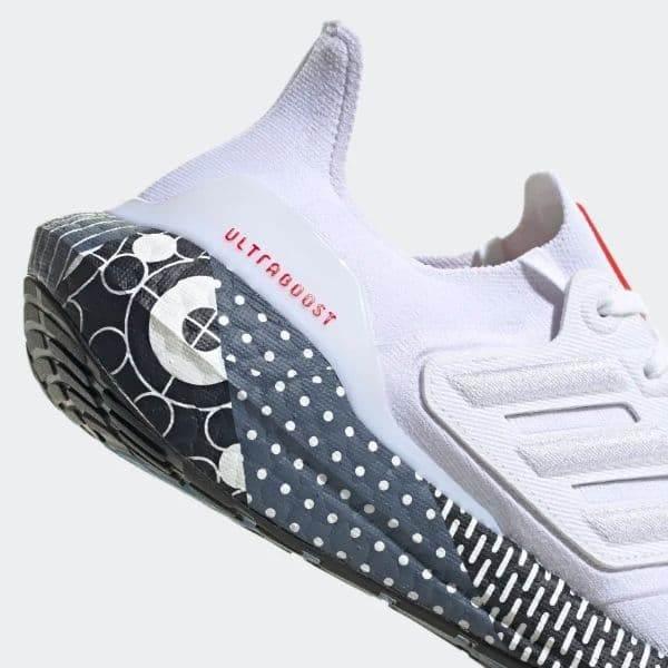 נעלי אדידס אולטרה בוסט 22 לגברים Adidas ULTRABOOST 22 FTW GW6912 - Image 4