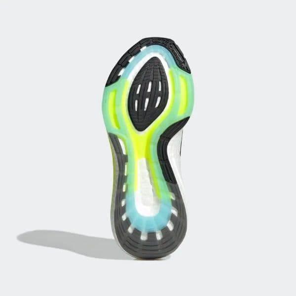 אדידס אולטרה בוסט 22 לנשים Adidas ULTRABOOST 22 FTW GX6658 - Image 5