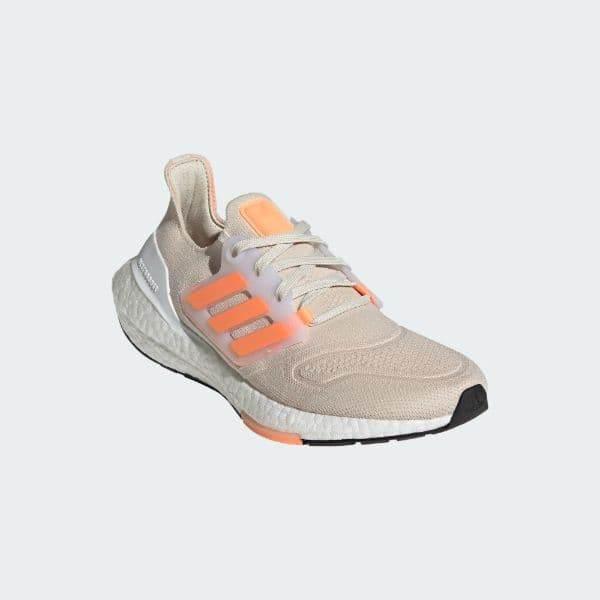 נעלי אדידס אולטרה בוסט 22 לנשים Adidas ULTRABOOST 22 W FTW GX6666 - Image 2