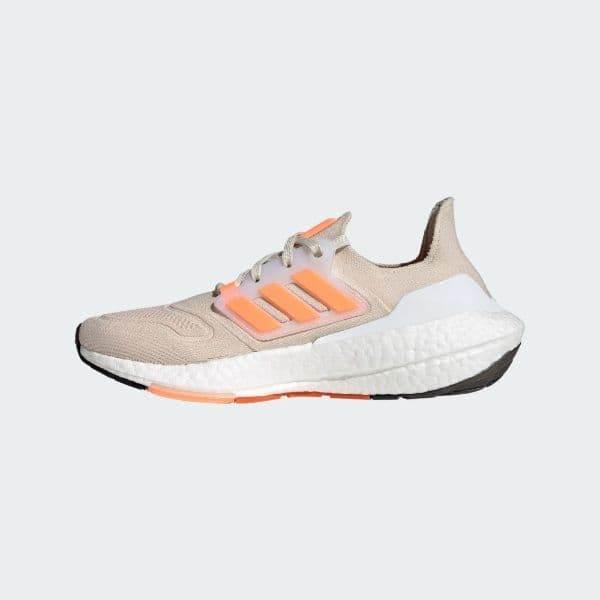 נעלי אדידס אולטרה בוסט 22 לנשים Adidas ULTRABOOST 22 W FTW GX6666 - Image 5