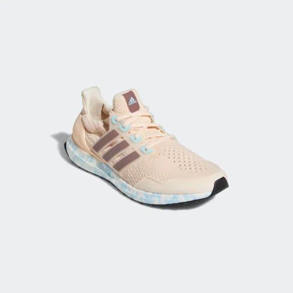 נעלי אדידס אולטרה בוסט 22 די אן אי לגברים Adidas ULTRABOOST 5.0 DNA FTW M GV8721 - Image 4