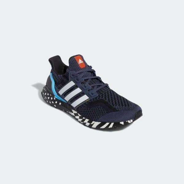 אדידס אולטרה בוסט 5 די אן אי לגברים Adidas ULTRABOOST 5.0 DNA GY0325 - Image 3