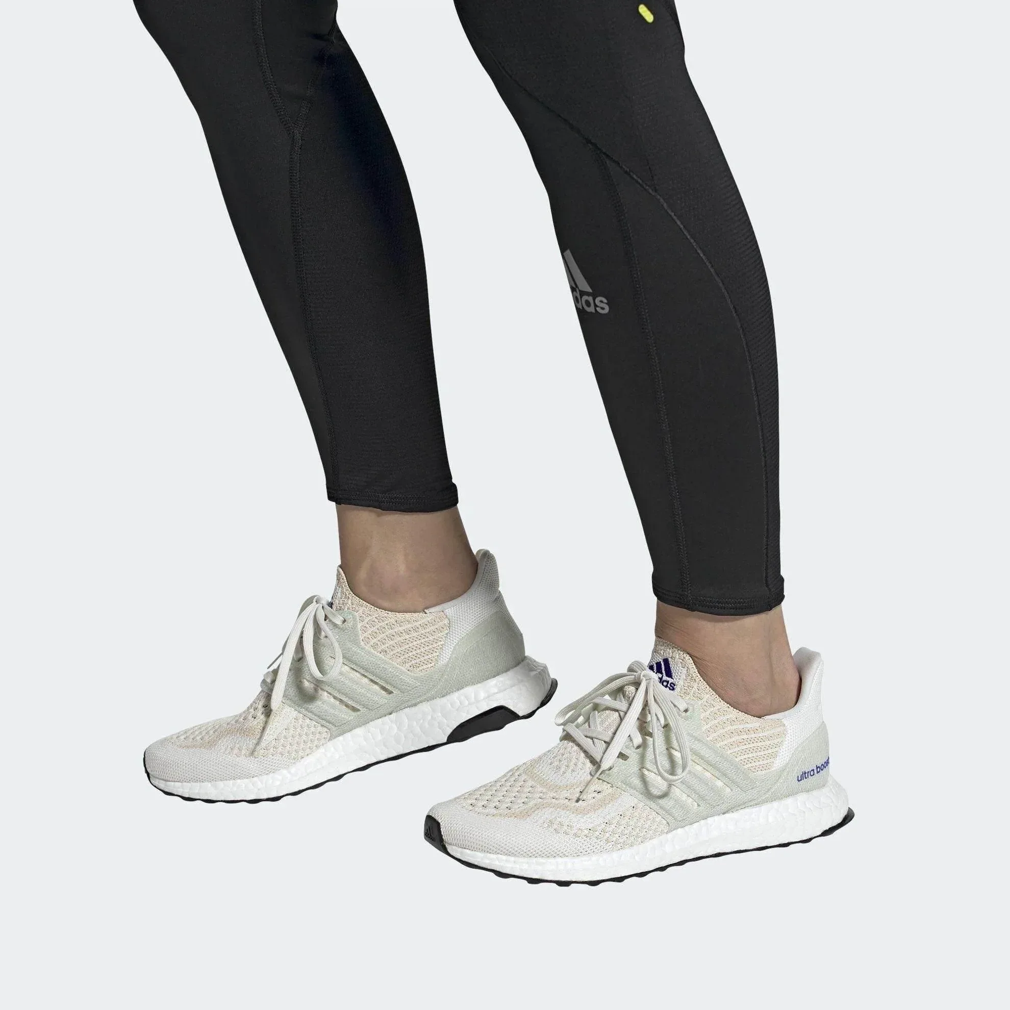 Adidas Ultraboost 6 DNA FZ0247 - Image 2