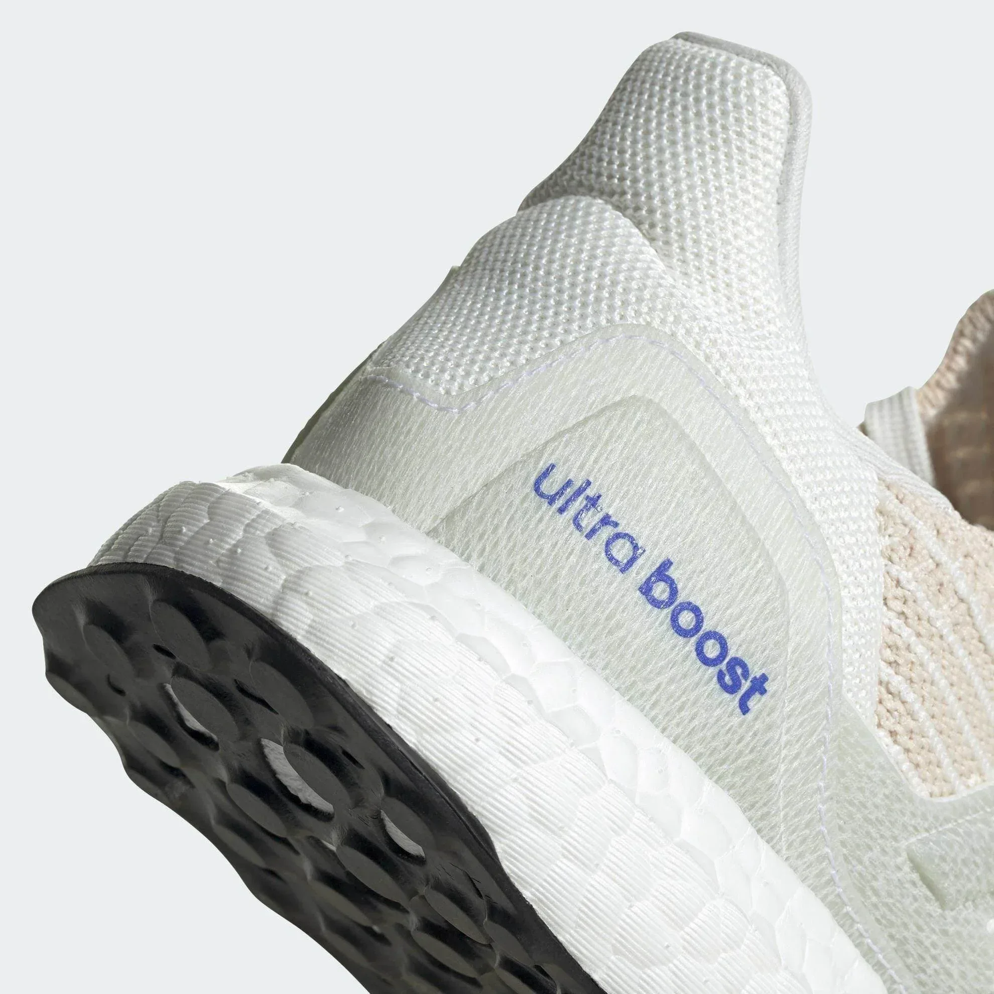 Adidas Ultraboost 6 DNA FZ0247 - Image 9