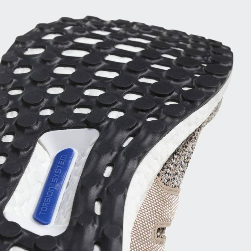 נעלי ריצה אדידס לגברים Adidas UltraBoost BB6174 - Image 10
