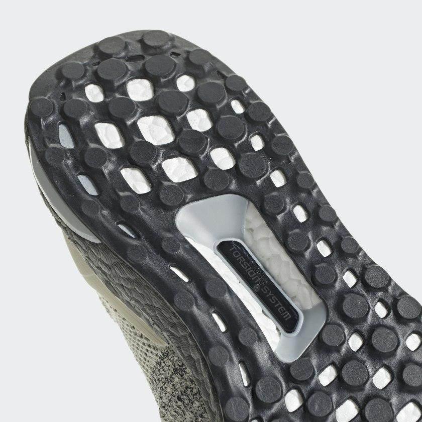 נעלי אדידס אולטרה בוסט לייסלס לגברים Adidas Ultraboost Laceless CM8263 - Image 8
