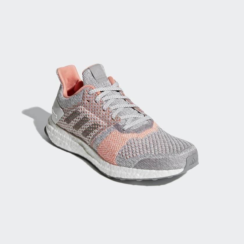 נעלי ריצה מתקנות אדידס לנשים Adidas ULTRABOOST ST BB6481 - Image 3
