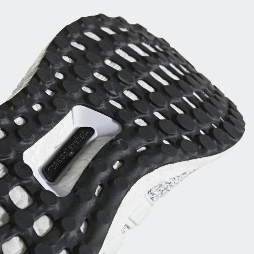 Adidas ULTRABOOST W F36124 - Image 9