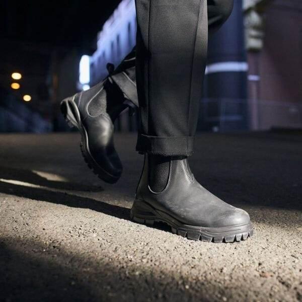 מגפי בלנסטון 2240 לגברים בצבע שחור Blundstone 2240 Elastic Sided Boot - Image 4