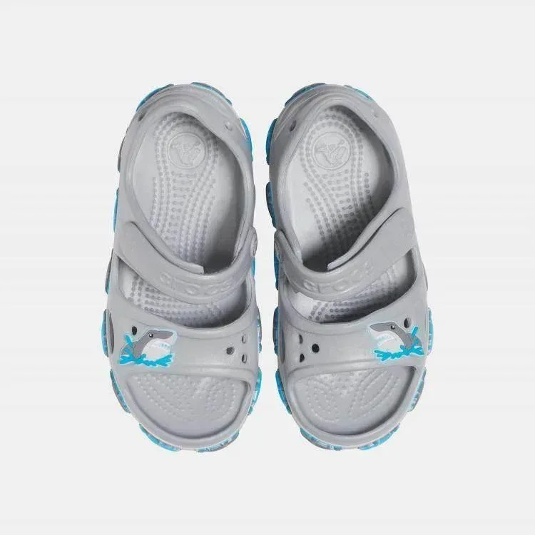 Crocs Fun Lab Shark Band Sandal 206365-007 - סנדל אפור בעיטור כריש - Image 3