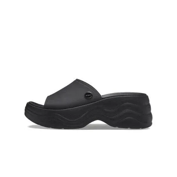 כפכפי פלטפורמה קרוקס לנשים Crocs Skyline Slide 208182-001 Black - Image 4
