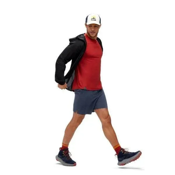 מעיל רוח SKYFLOW – סקייפלואו Hoka 1141690/BLK M SKYFLOW JACKET - Image 3