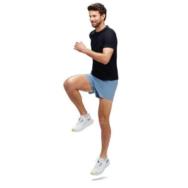 חולצת ריצה הוקה לגברים Hoka 1151071/BLK AIROLITE RUN Shirt - Image 4