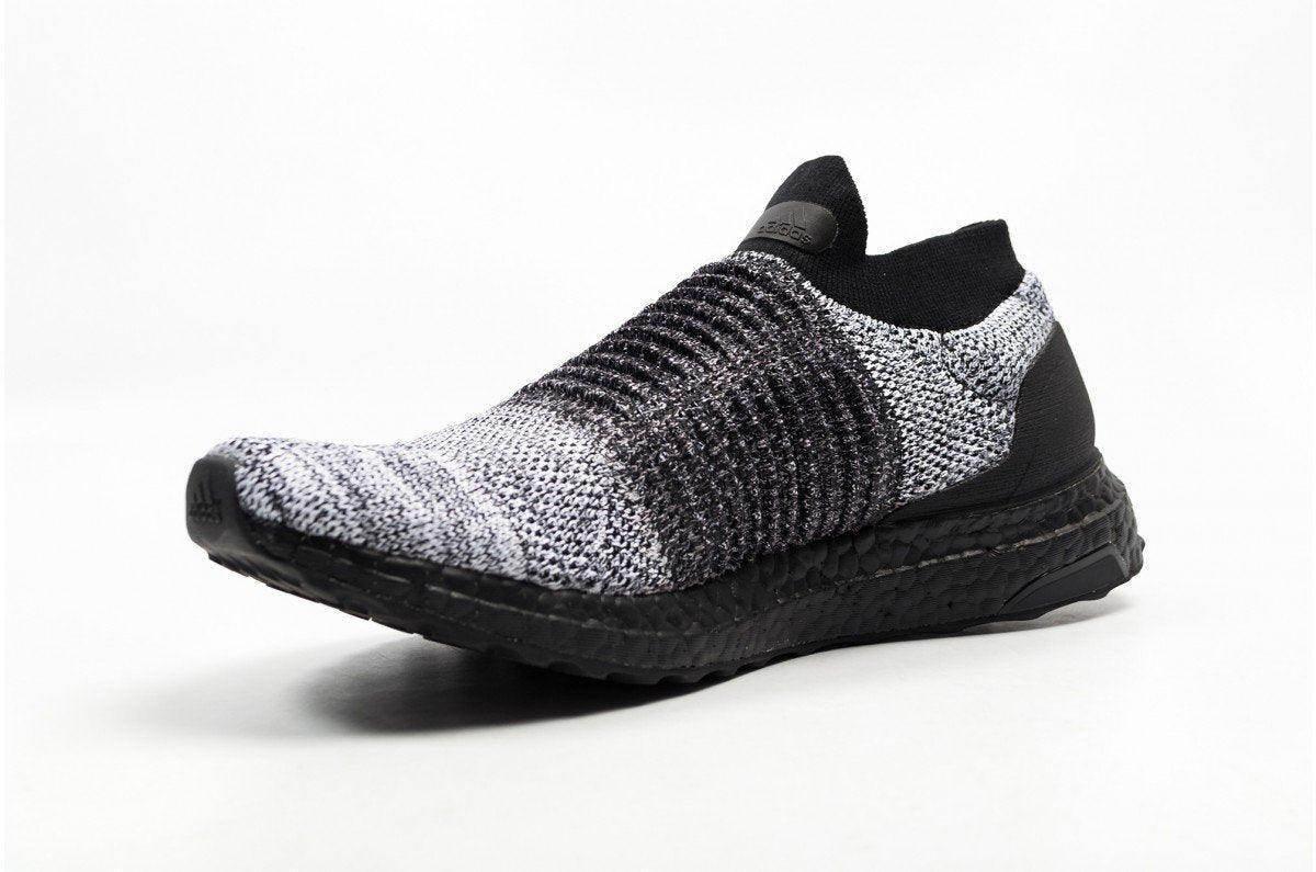 נעלי אדידס UltraBoost Laceless BB6137 - Image 3