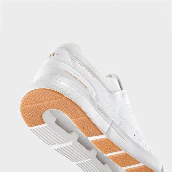 נעלי סניקרס מסדרת רוג'ר פדרר On Cloud The Roger Centre Court White Gum 48.99438 - Image 4