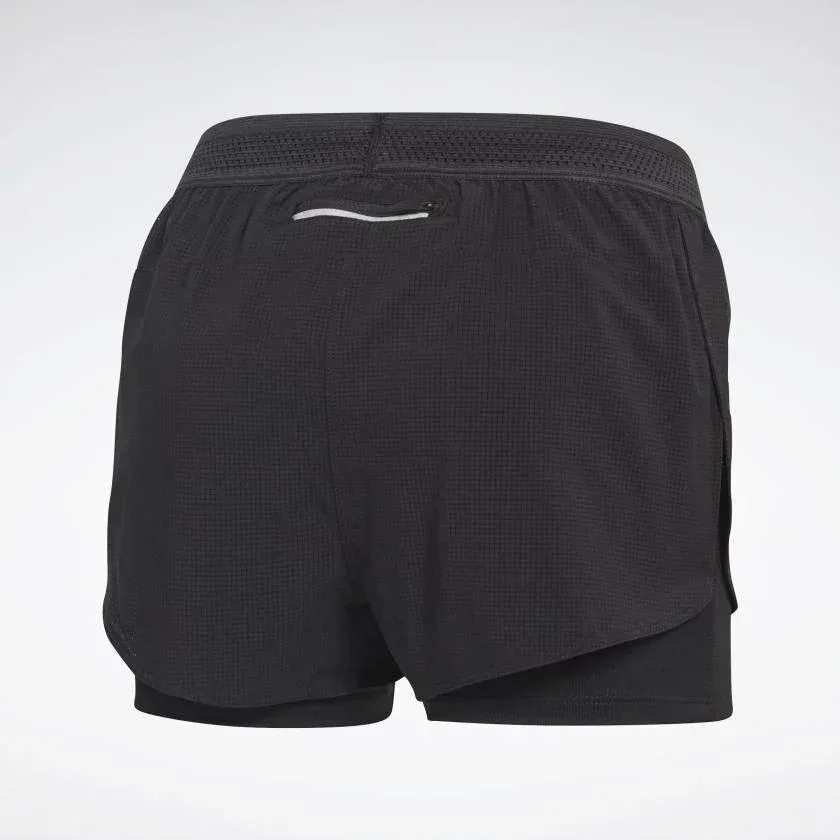 מכנס ריבוק קצר עם טיטס לנשים Reebok OSR EPIC 2-1 RUN SHORT FJ4016 - Image 7