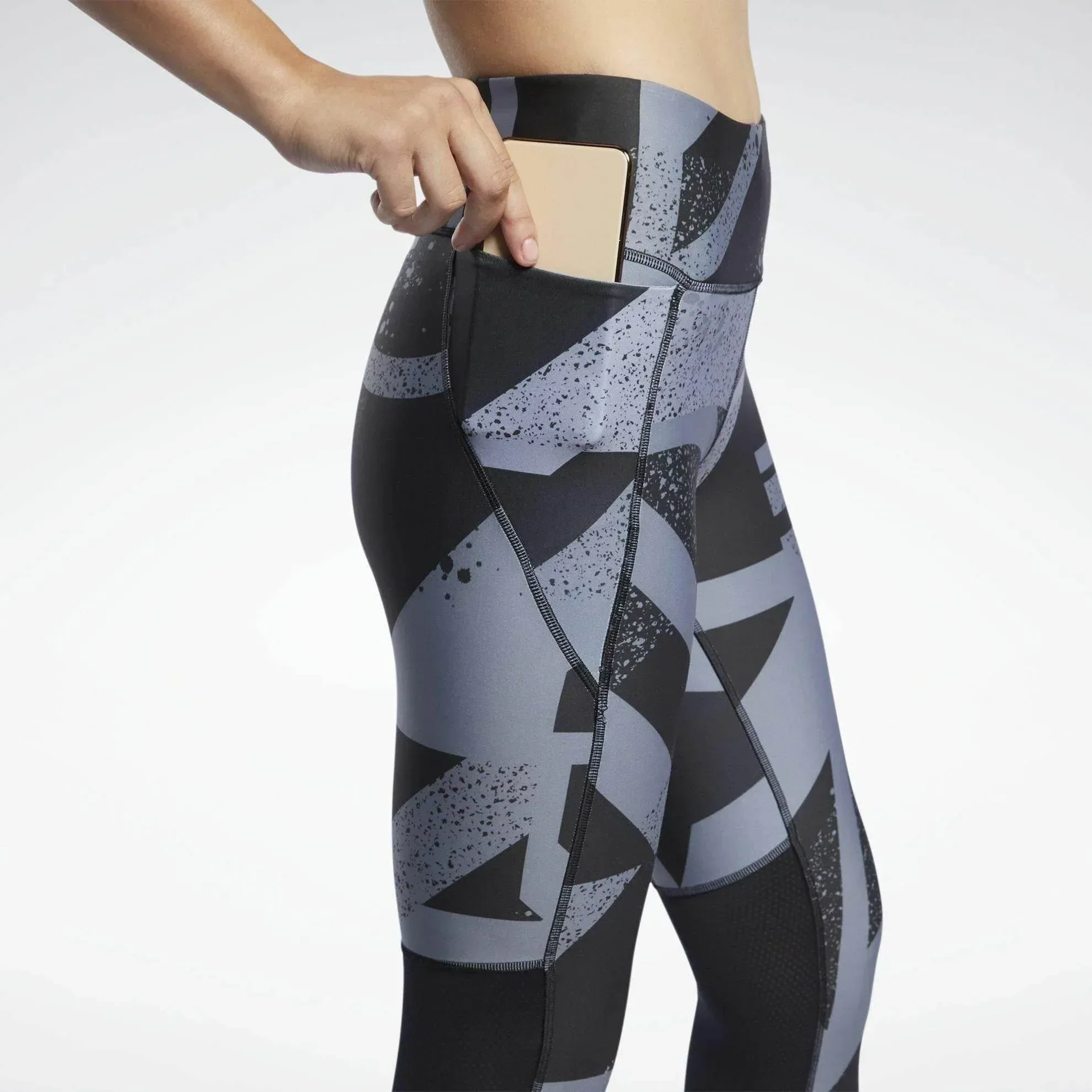 טייטס ריבוק 3/4 לנשים Reebok RE 3/4 TIGHT - AOP GL2297 - Image 4