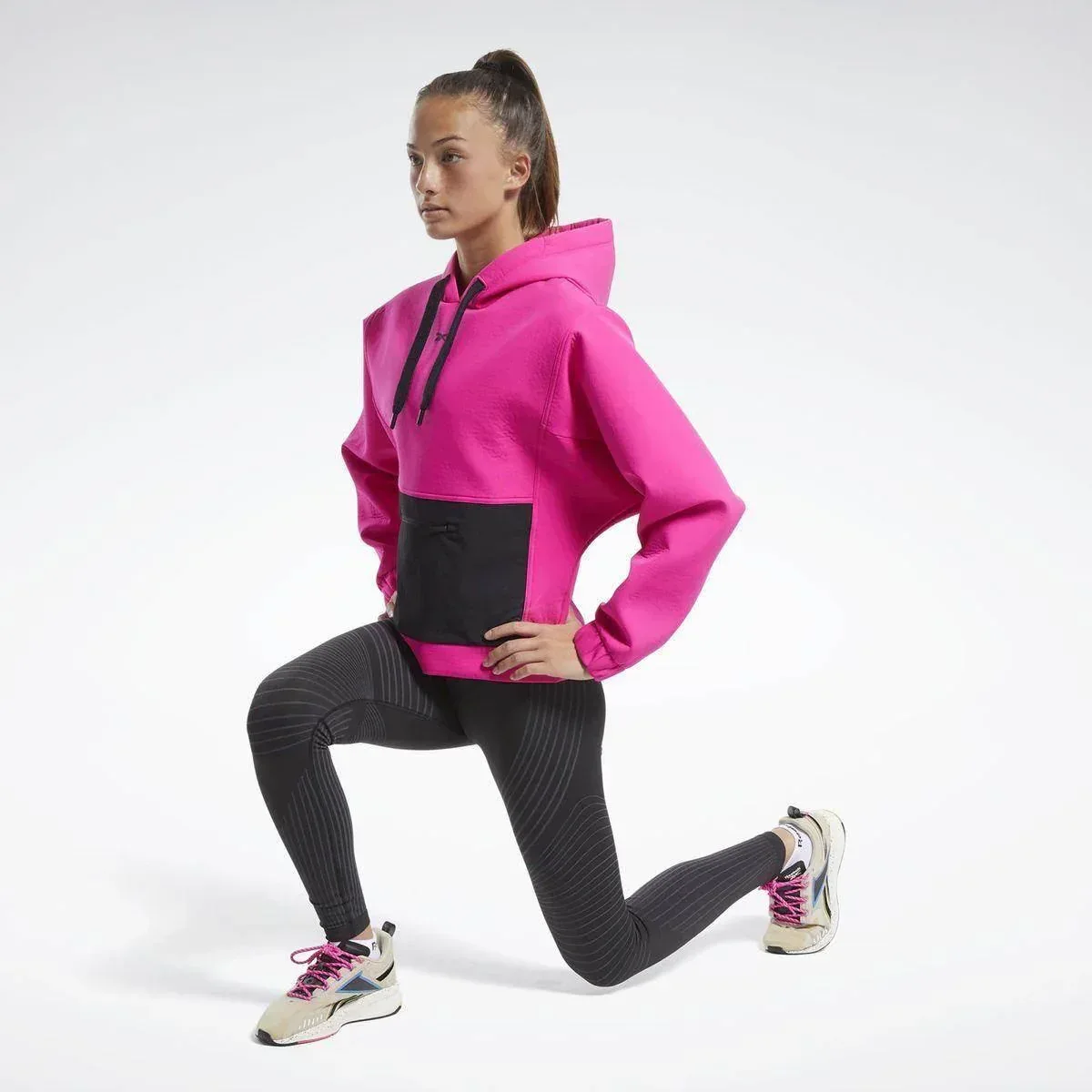 קפוצ'ון ריבוק לנשים Reebok TS EDGEWRKS HOODIE FU2046 - Image 3