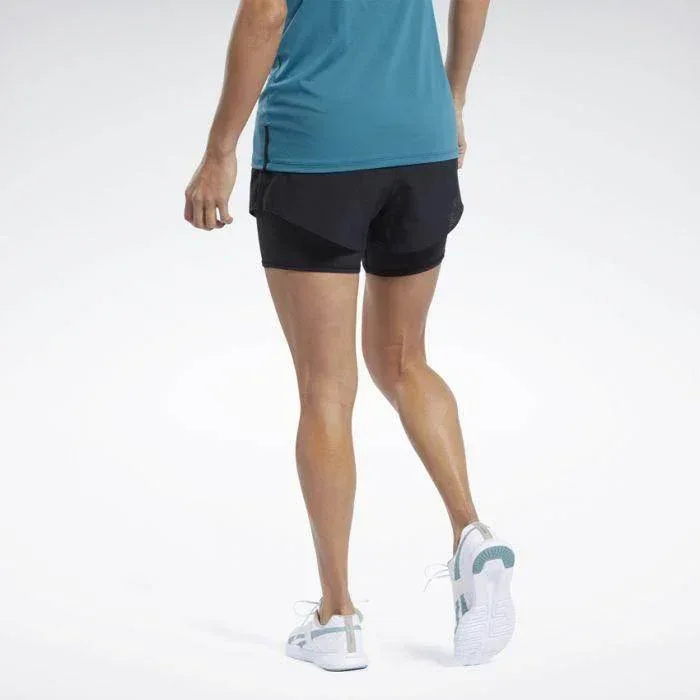 מכנס ריצה ריבוק  נשים עם טייטס Reebok TS EPIC SHORT 2 IN 1 FK7085 - Image 2