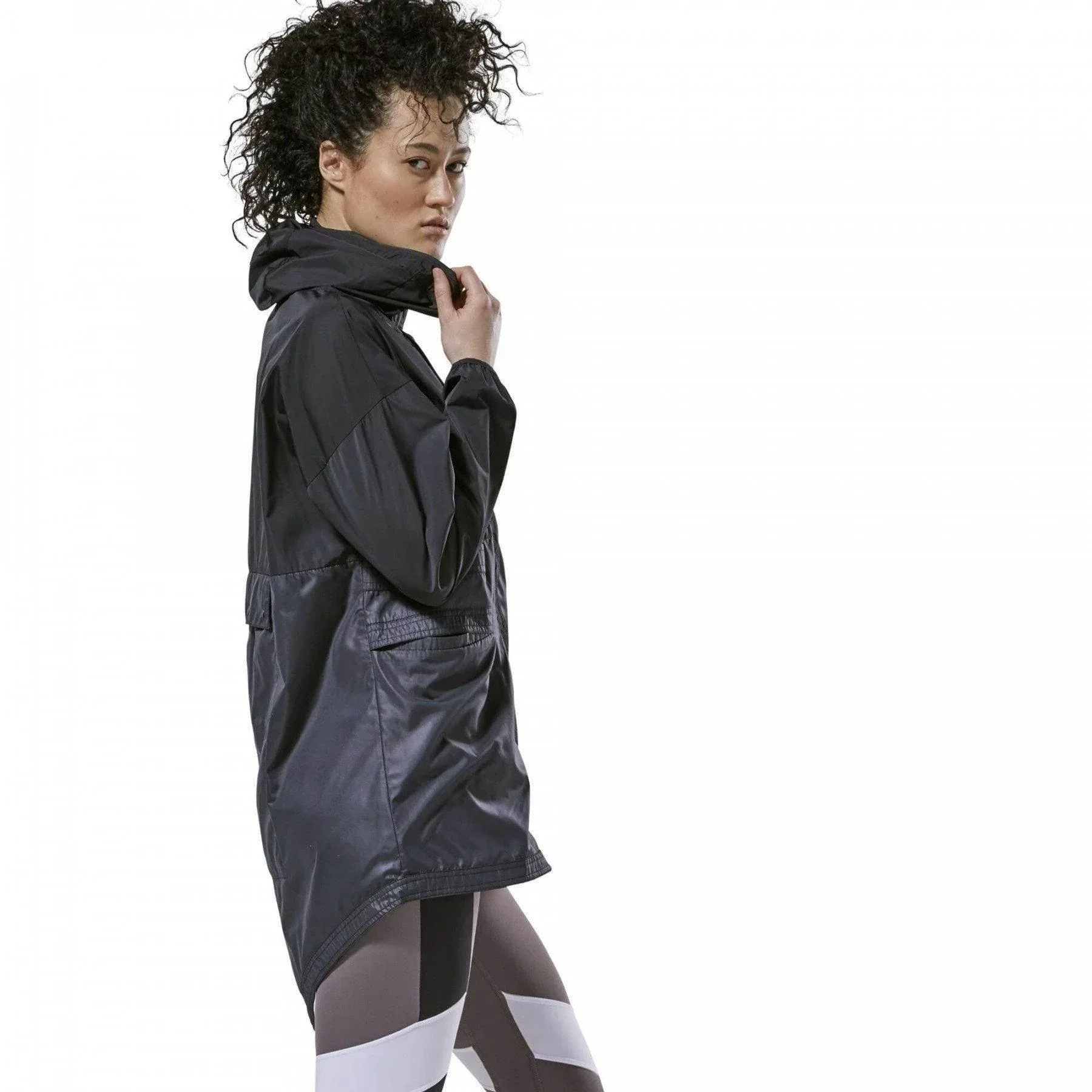 ג'קט ריבוק לנשים Reebok TS Jacket D94191 - Image 4