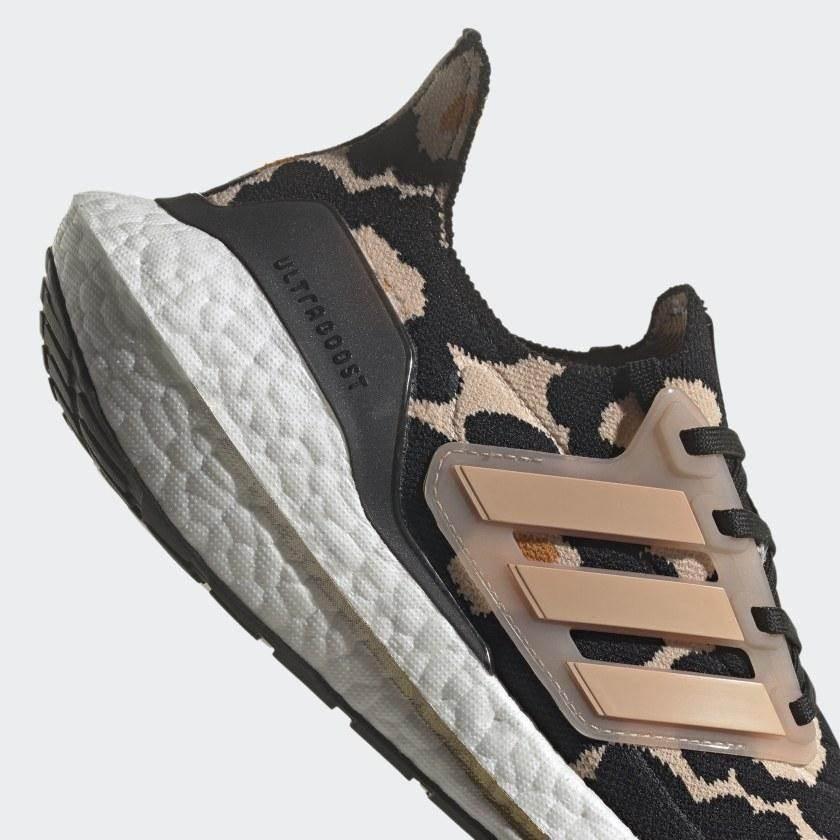 נעלי אדידס אולטרה בוסט 21 מרימקו Ultraboost 21  X MARIMEKKO H01087 - Image 11