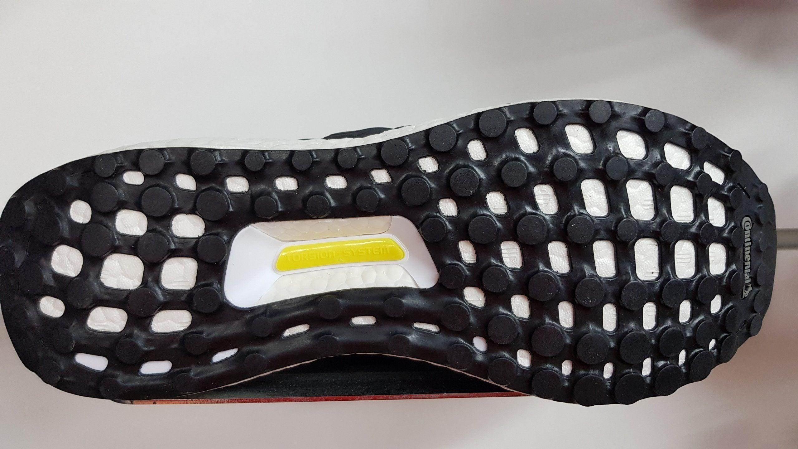 אדידס אולטרה בוסט Ultraboost 4.0 CM8110 - Image 5
