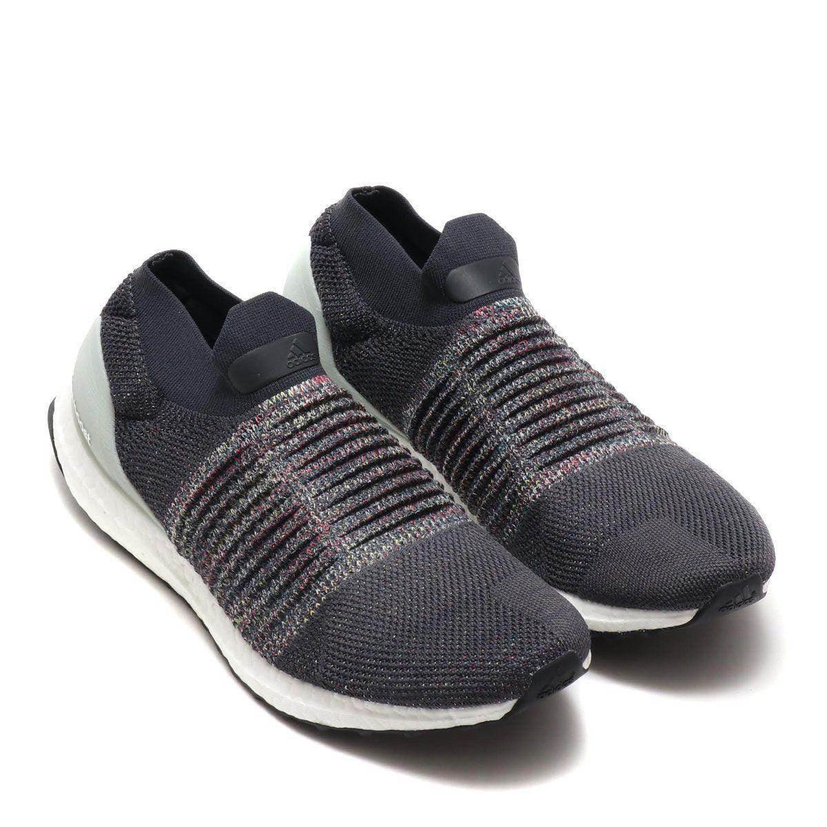 נעלי אדידס אולטרה בוסט Ultraboost Laceless CM8267 - Image 3